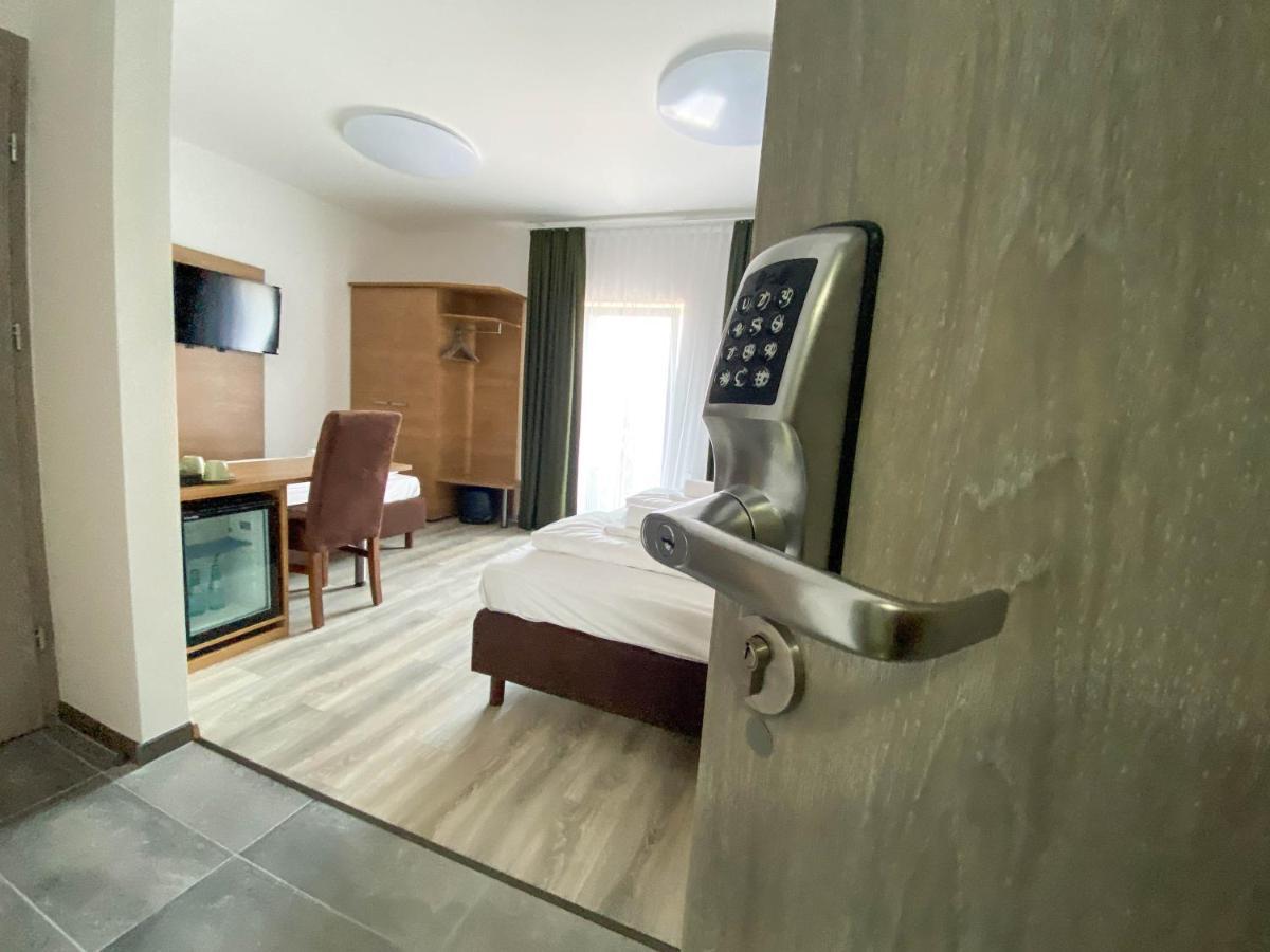 City Rooms Gede Leipzig Bagian luar foto